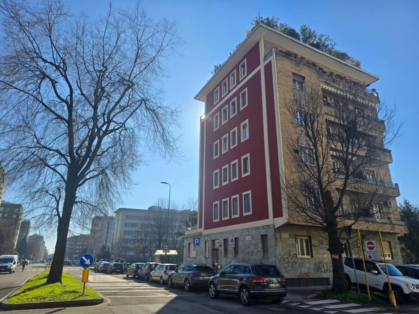 Tolstoi 83 Apartment Milánó Kültér fotó
