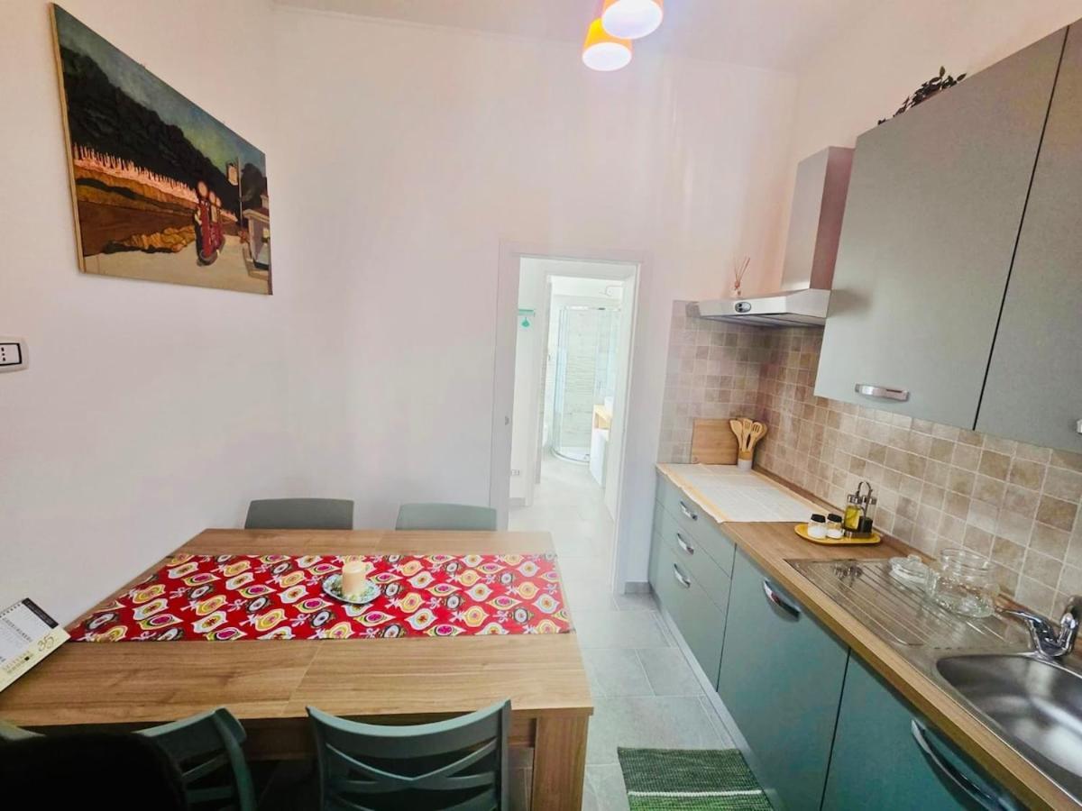 Tolstoi 83 Apartment Milánó Kültér fotó