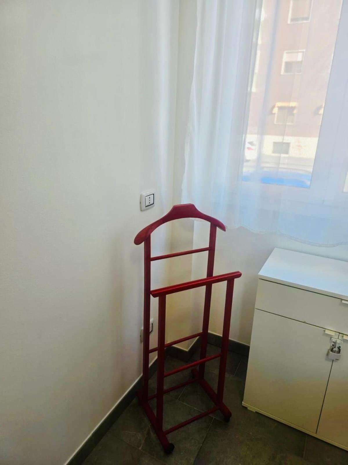 Tolstoi 83 Apartment Milánó Kültér fotó
